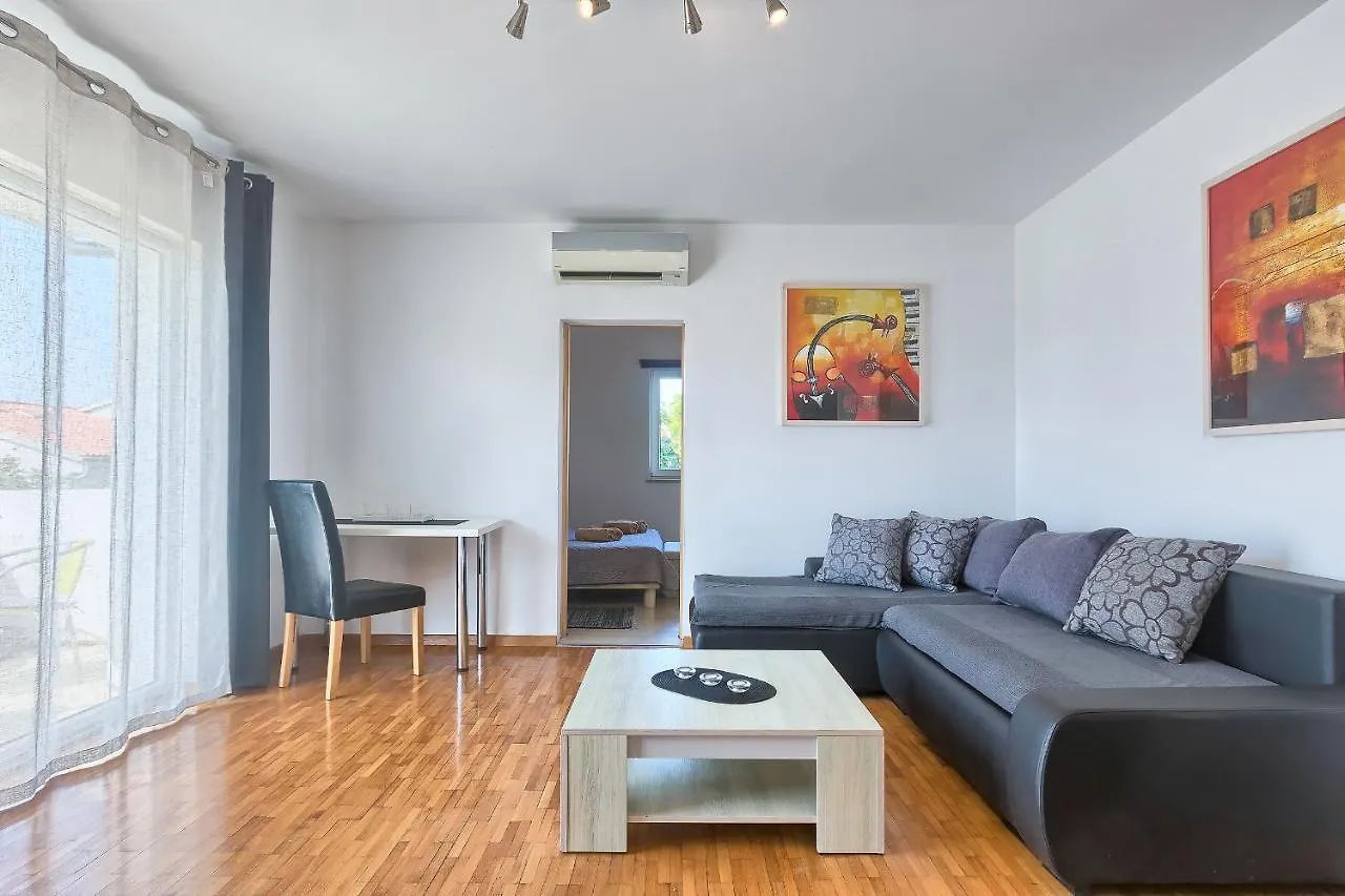 Apartman Tony Pula Apartment